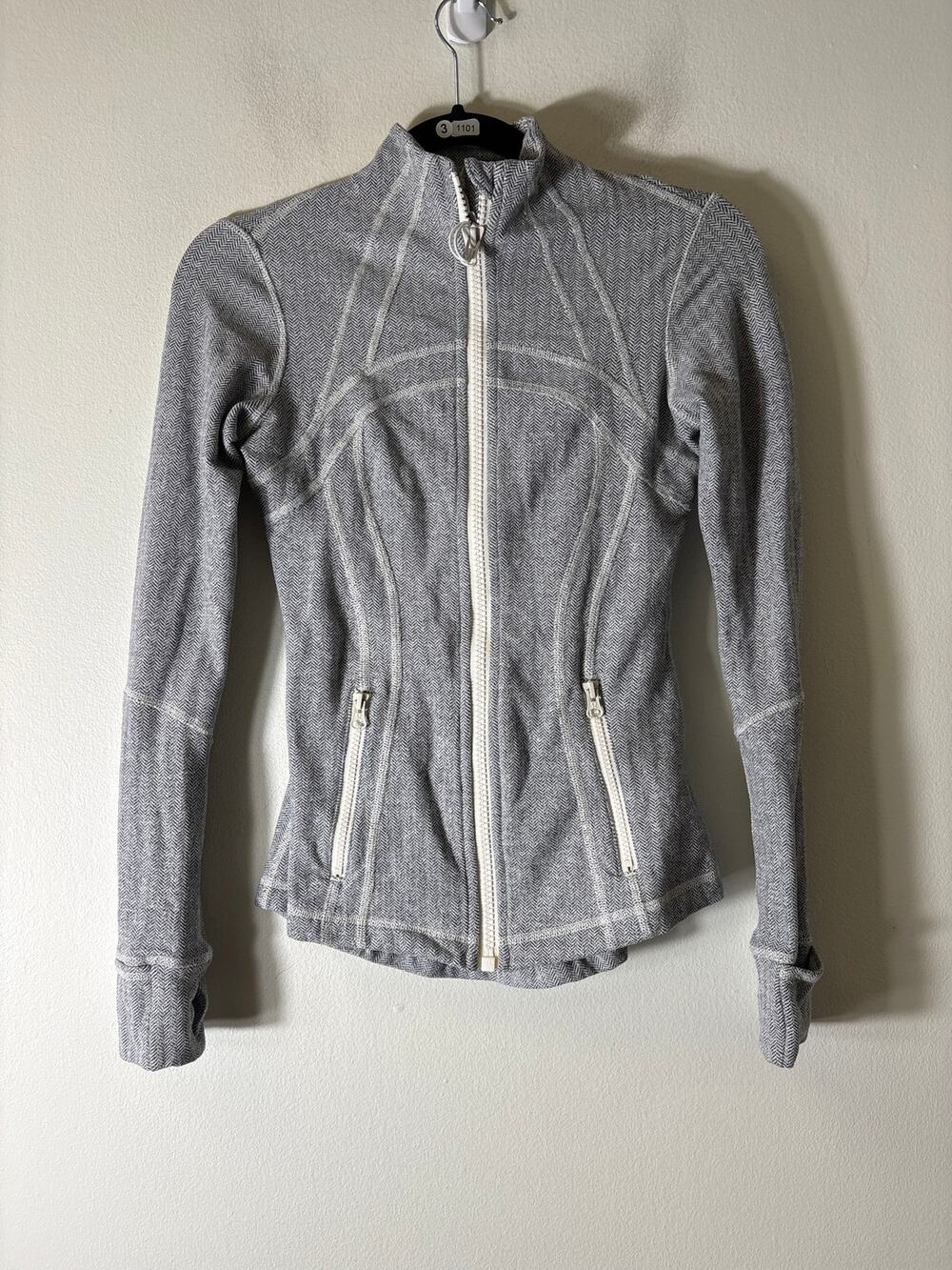 Lululemon Black and White Hounds Tooth Athleisure Jacket Sz 4